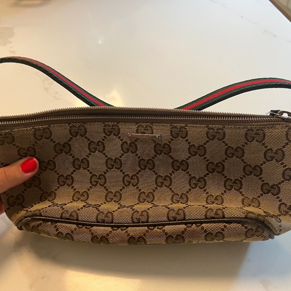 Gucci Handbags - Gucci shoulder bag. Authentic